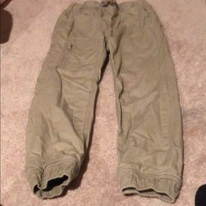 Bait Gap T-shirt Lined Khakis 6-7 Jogger
